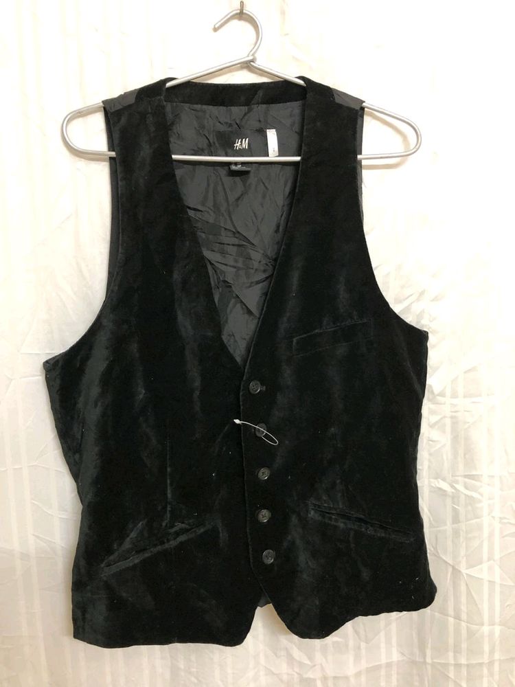 H&M Black Waistcoat