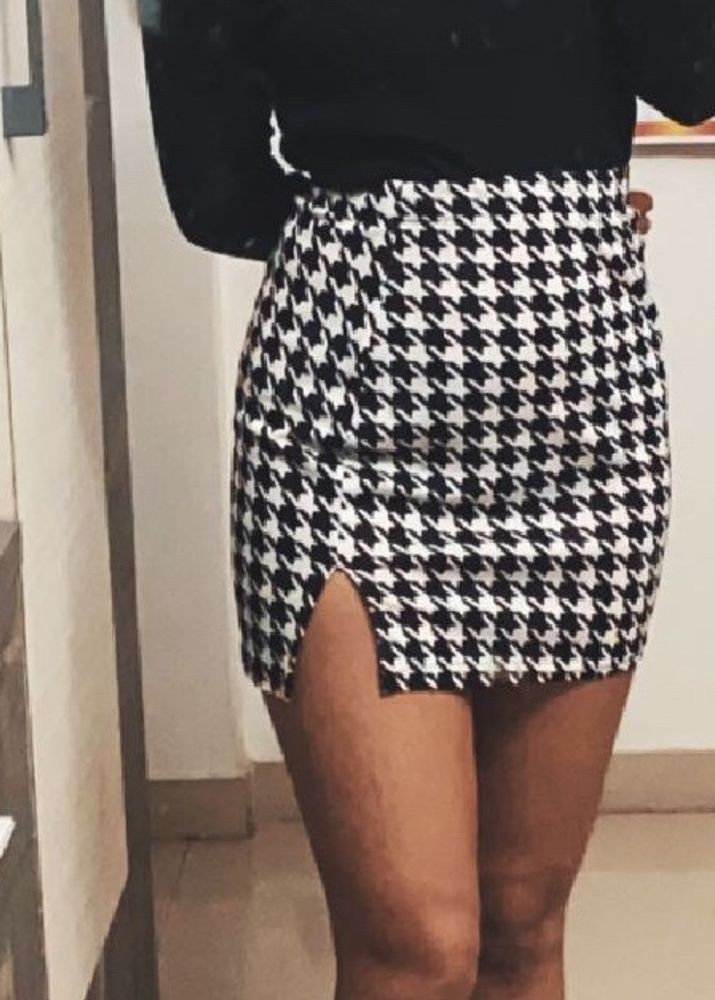 Skirt- Side Cut