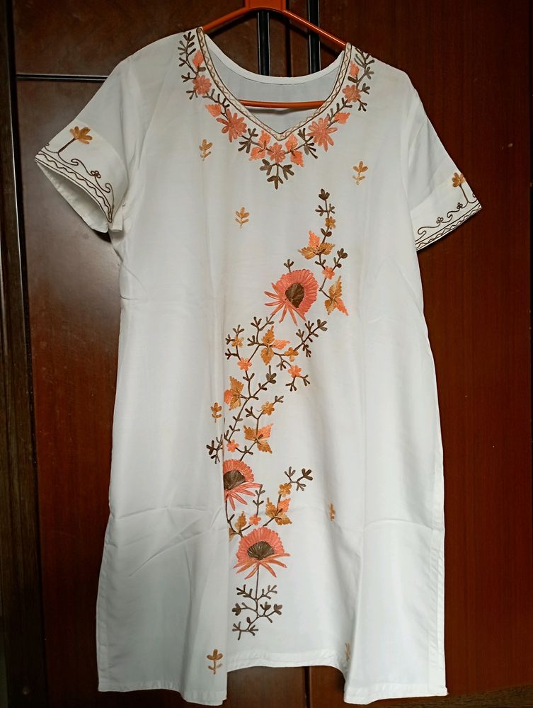 Beautiful White Salvaar Kameez