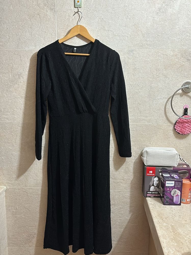 Non Branded Goregous Black Dress