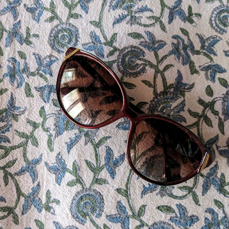 Vintage Monalisa Brand Sunglasses