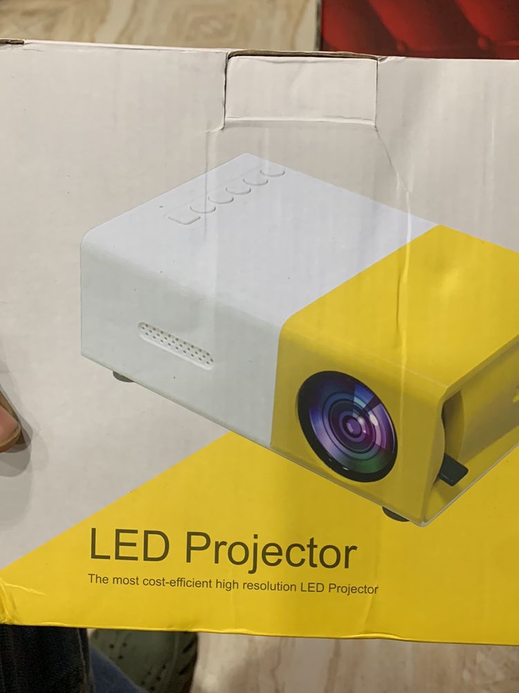 LED Projector