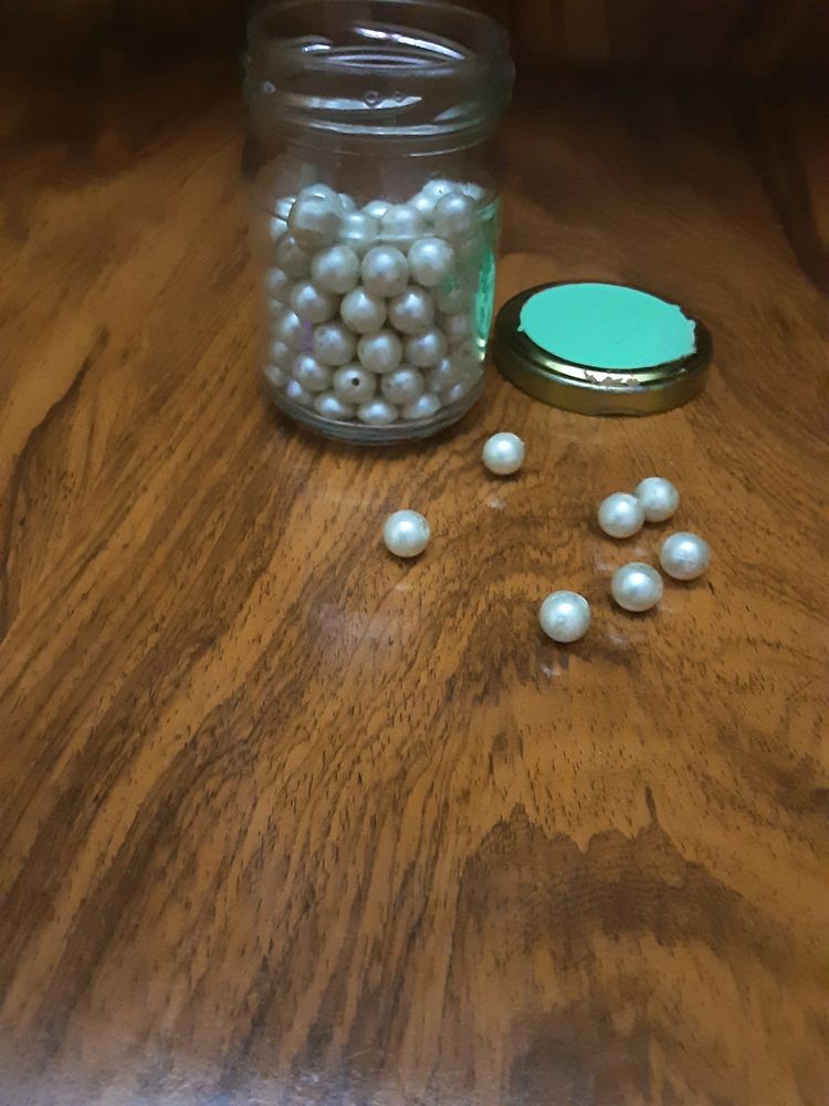 100 Artificial Ethnic Pearl's With A Free Jar