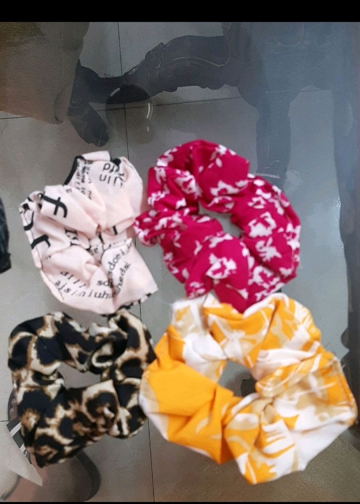 10 Multicoloured Scrunchies