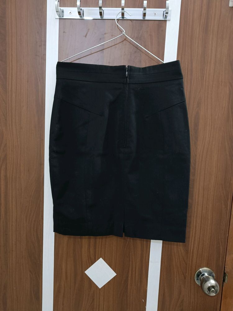 H&M A Line Formal Black Skirt