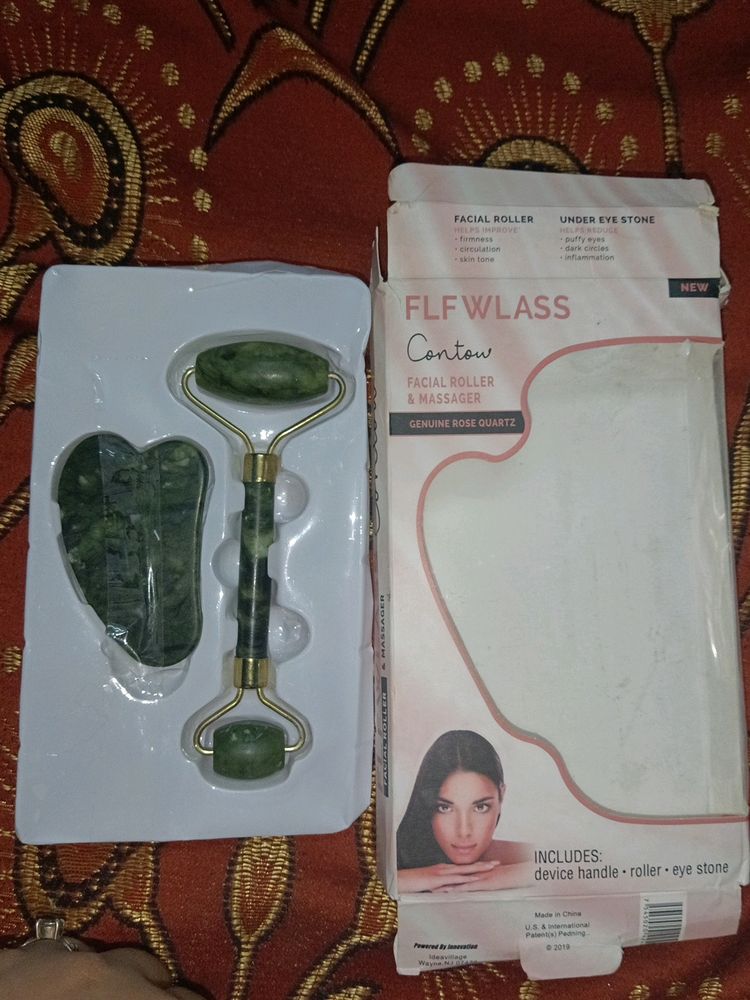 Facial Roller & Massager