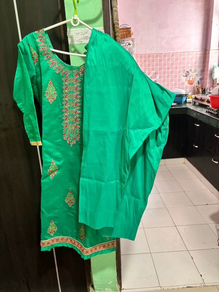 Kameez pant Suit