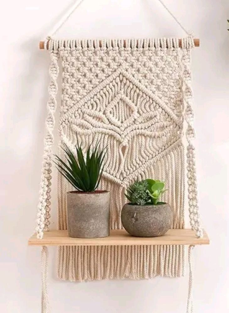 Indoor Wall Hanging Shelf (1 Piece)