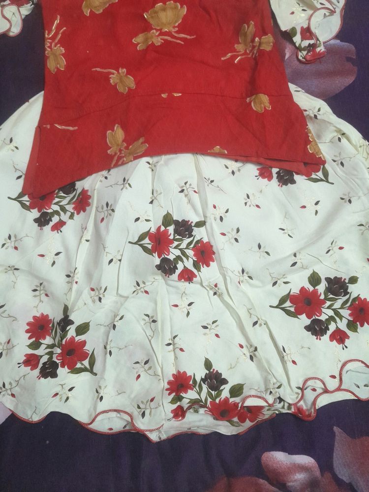 Brand New Skirt & Top Upto 5-6 Years Can Wear