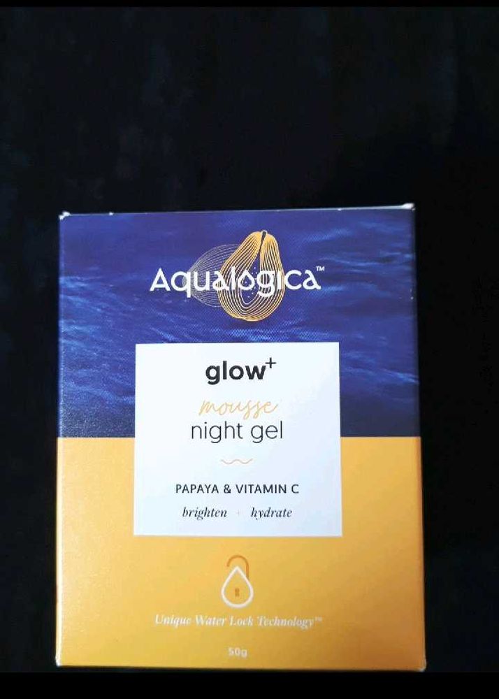 Aqualogica Night Glow Mousse