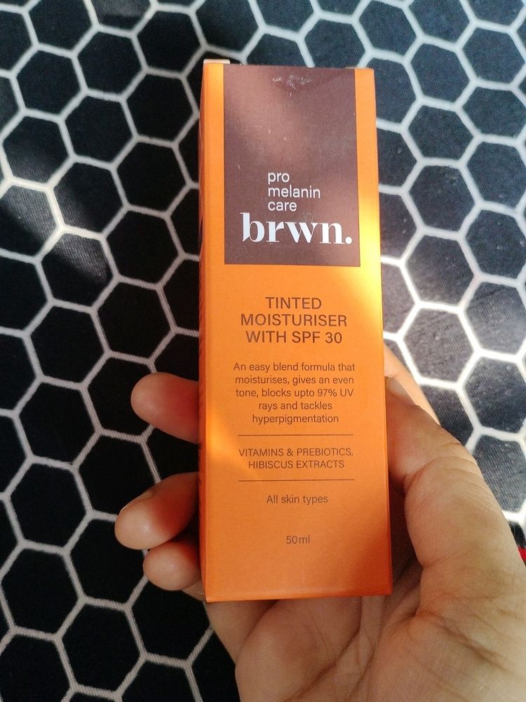 Brwn Tinted Moisturizer (Pine)