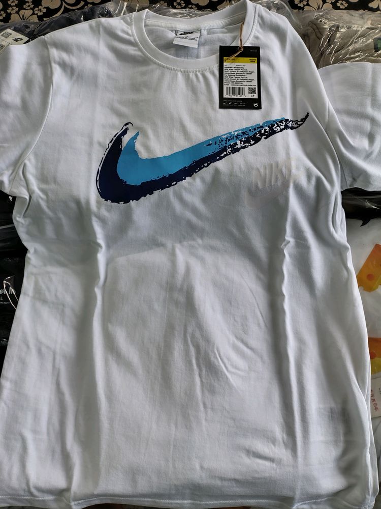 Mens Tshirt Nike