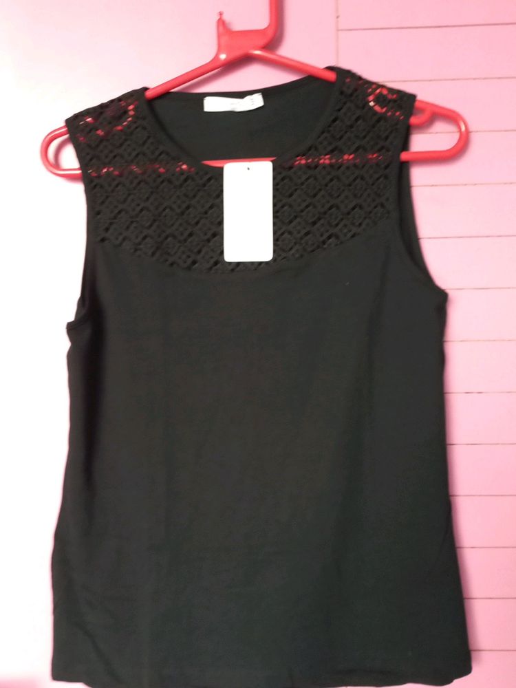 Black Top From MNG