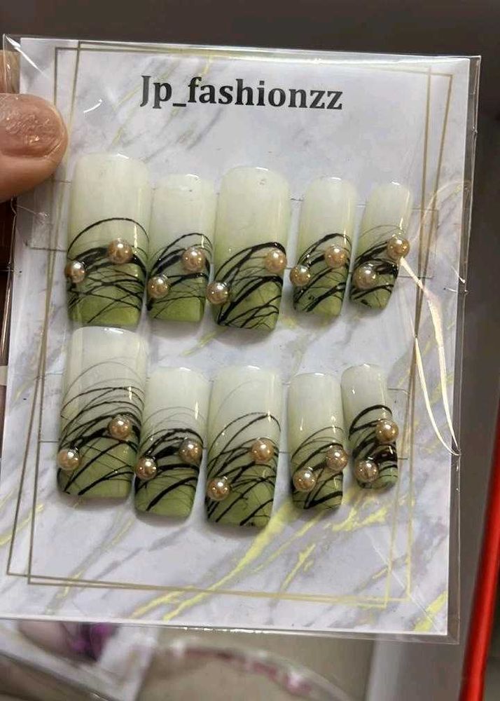 Press On Nails