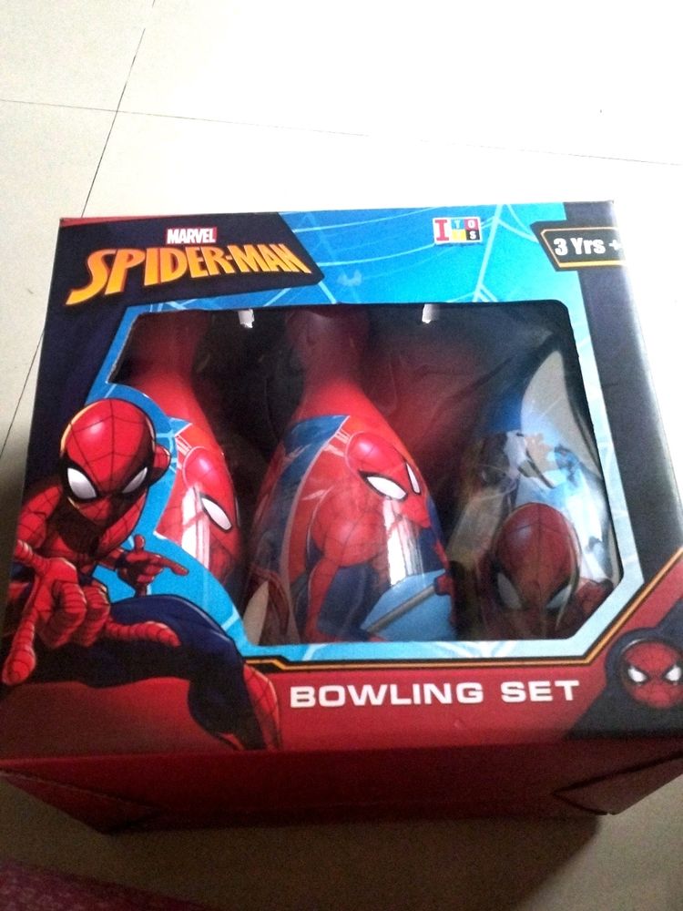 Marvel Bowling Set ( Brand New)