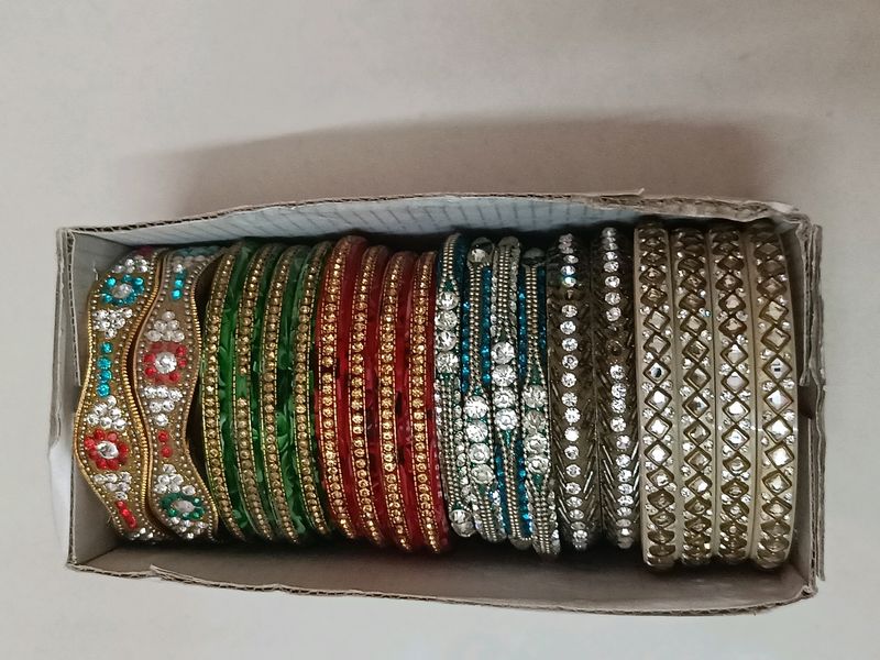 Combo Of Multicolour Bangles .