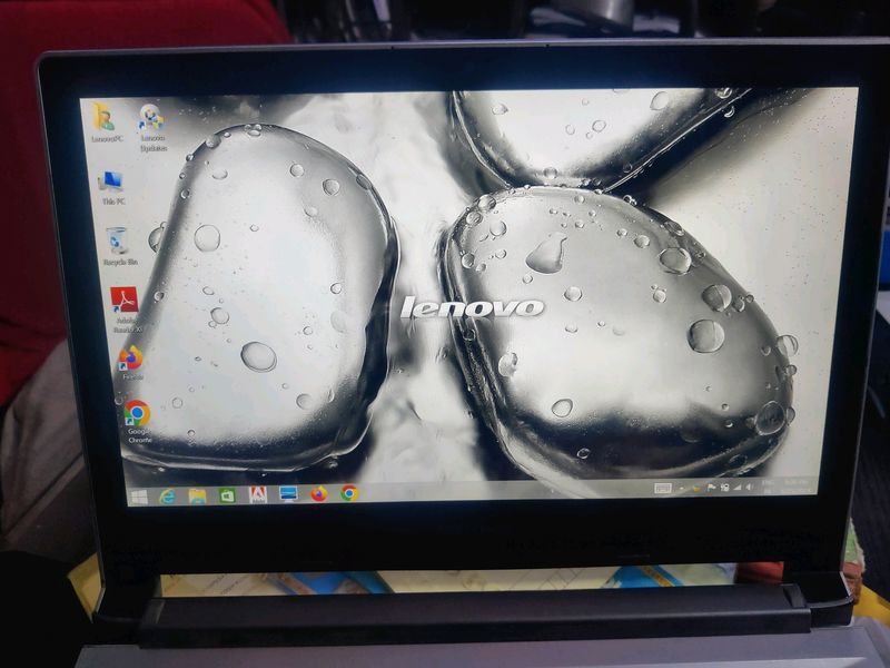 Lenevo touchscreen Laptop i3