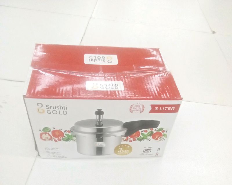 Srushti Gold Alluminium Pressure Cooker