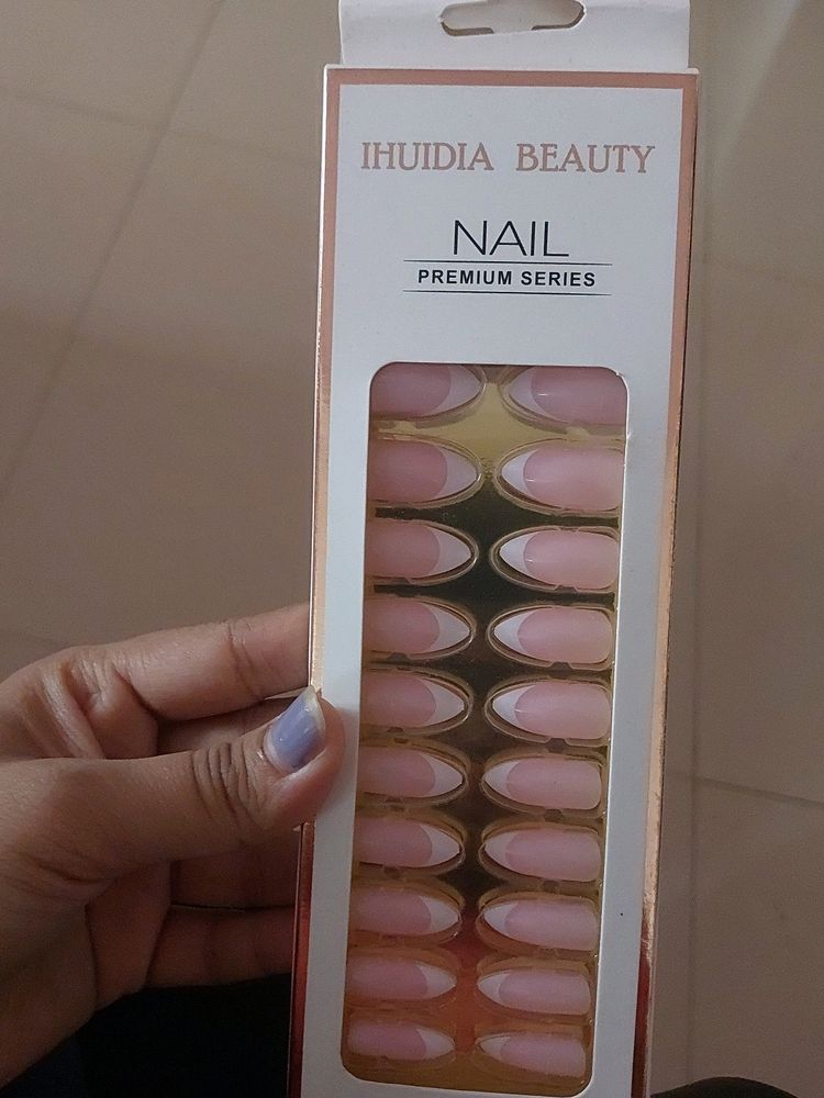 Fake Nail Extension