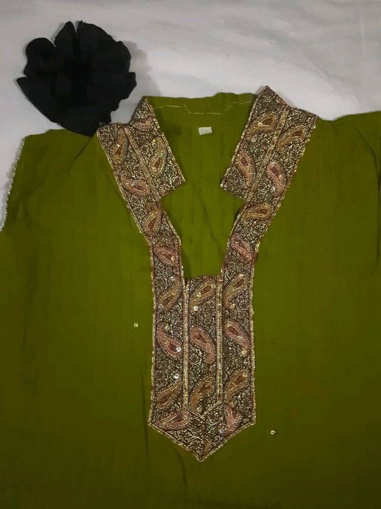 Olive Short Kurti 🌻