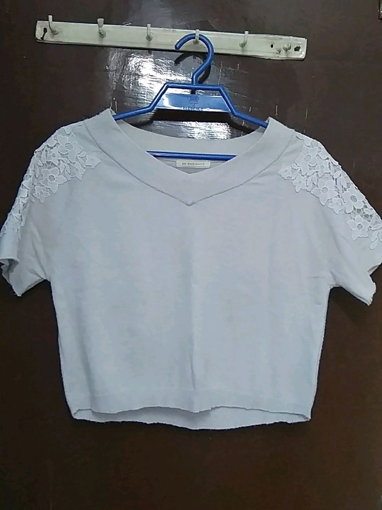 White Plain Embroidered Sleeved Top