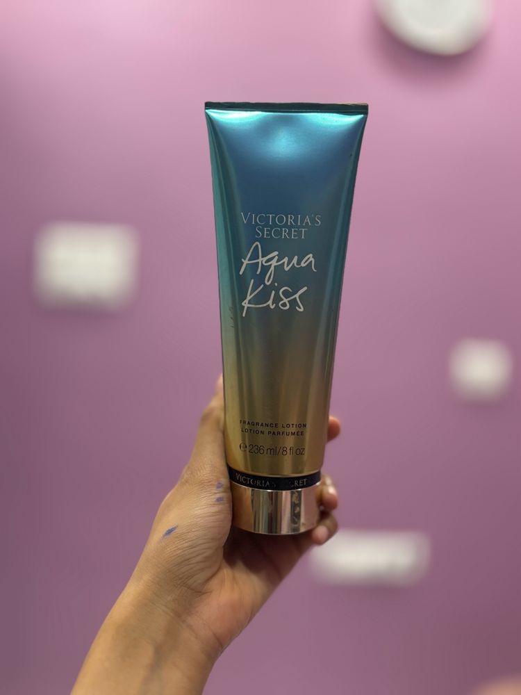 VICTORIA SECRET- Aqua kiss Lotion