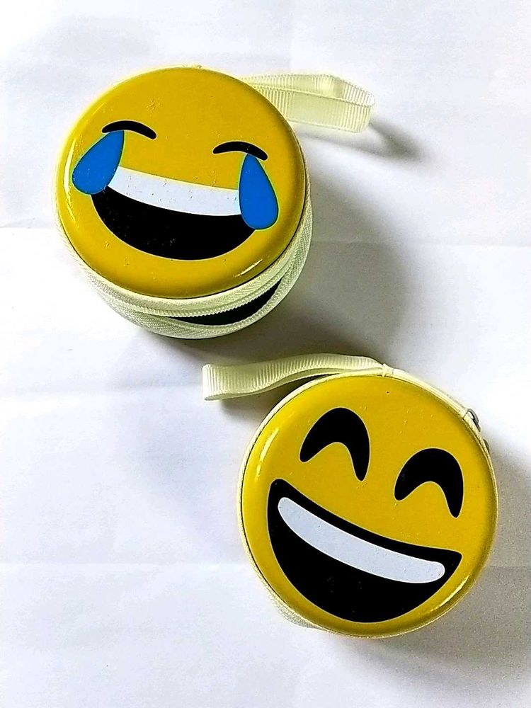 New Smiley Headphones Pouch