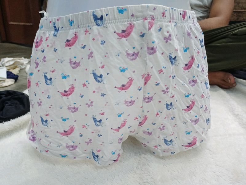 Fish Print Short 28 Size