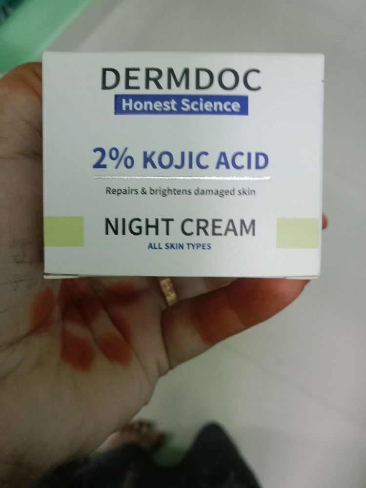 Skin whitening and Kojic acid brightening Cream