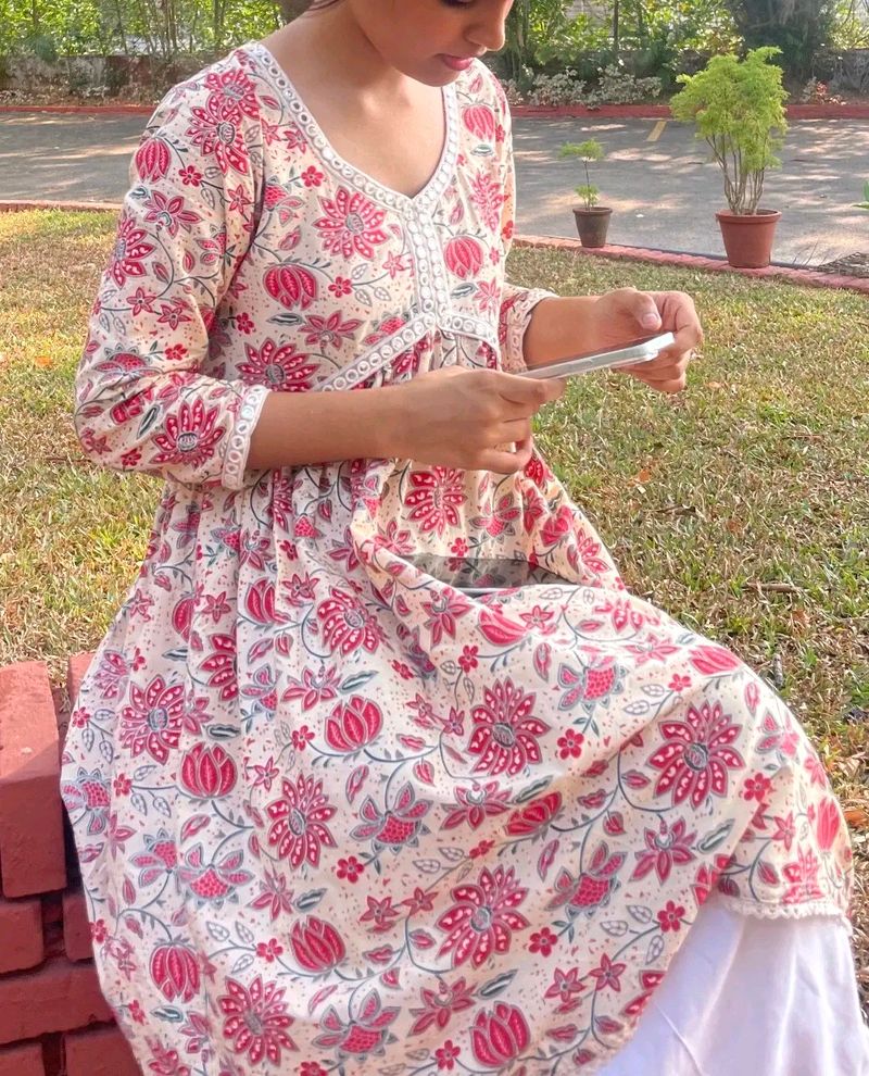 Floral Short Kurti