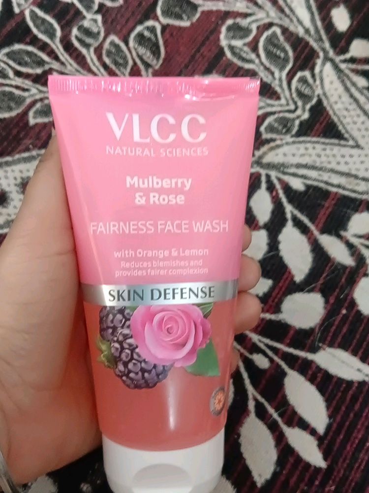 New VLCC Mulberry $ Rose Fairness Facewash