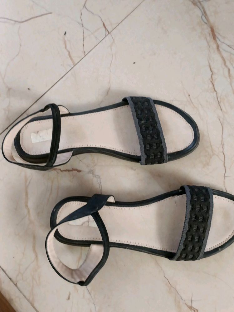 Black Flat Sandals