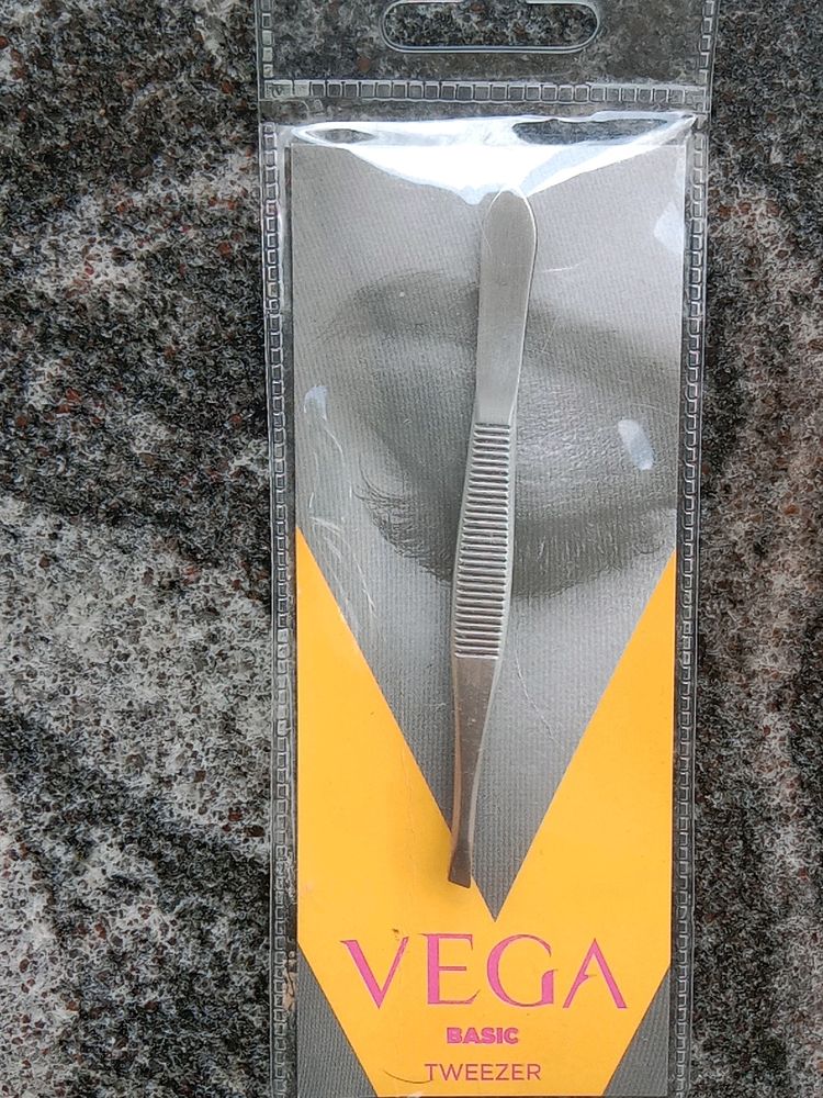 Vega Tweezer