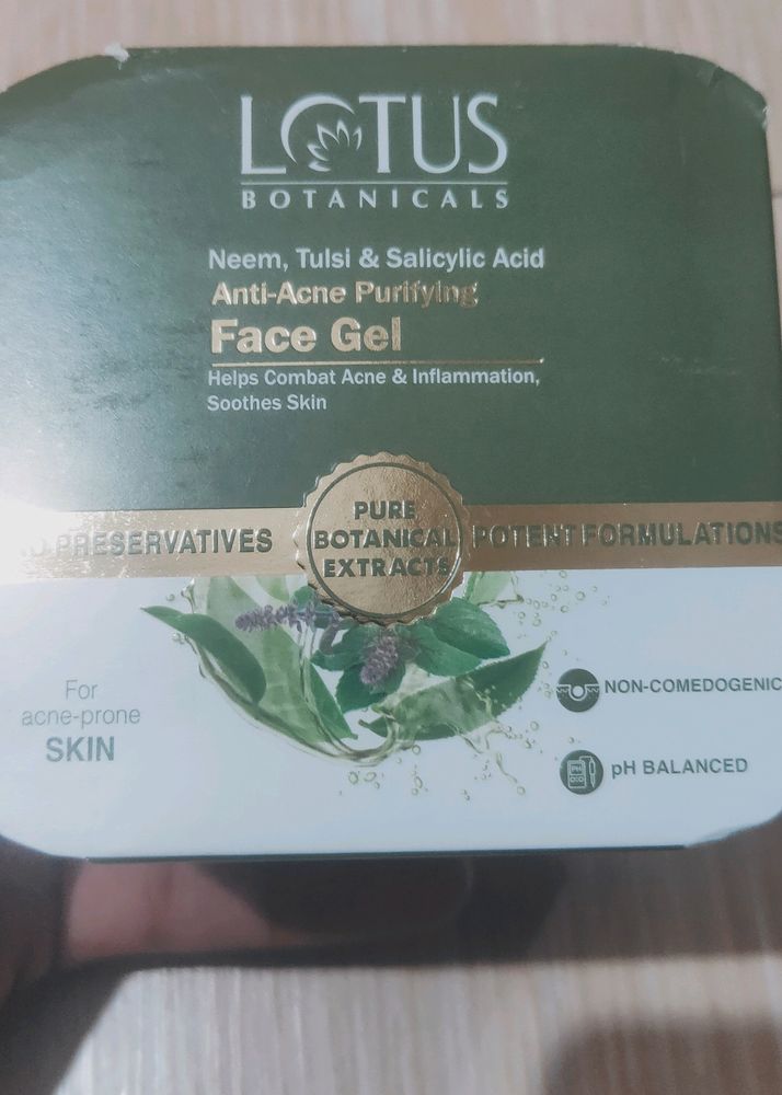 Lotus Anti Acne Purifying Face Gel