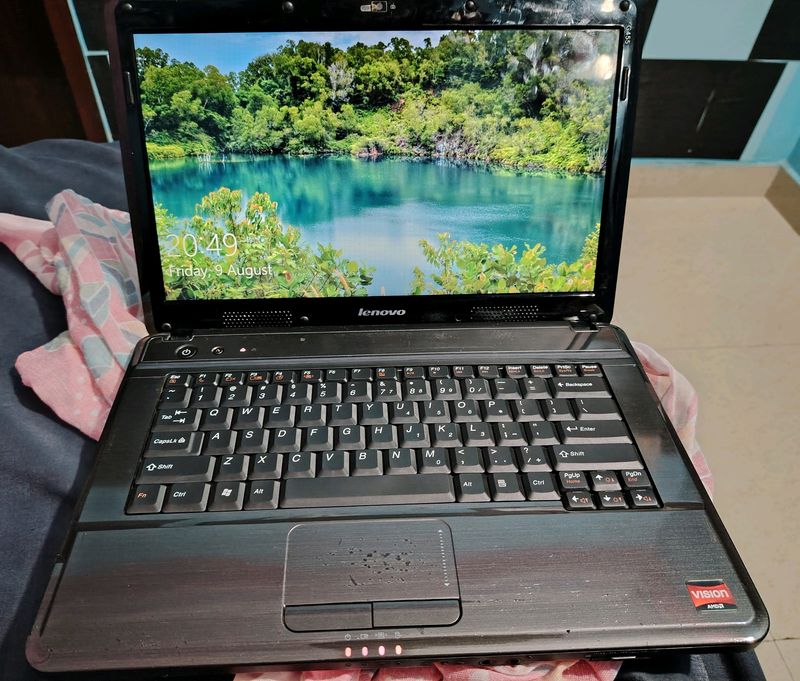 Lenovo Laptop