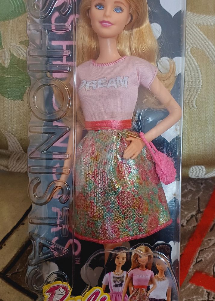 Barbie Fashionistas 2