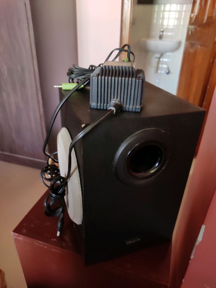 Hear The Speakers With Amplifier
