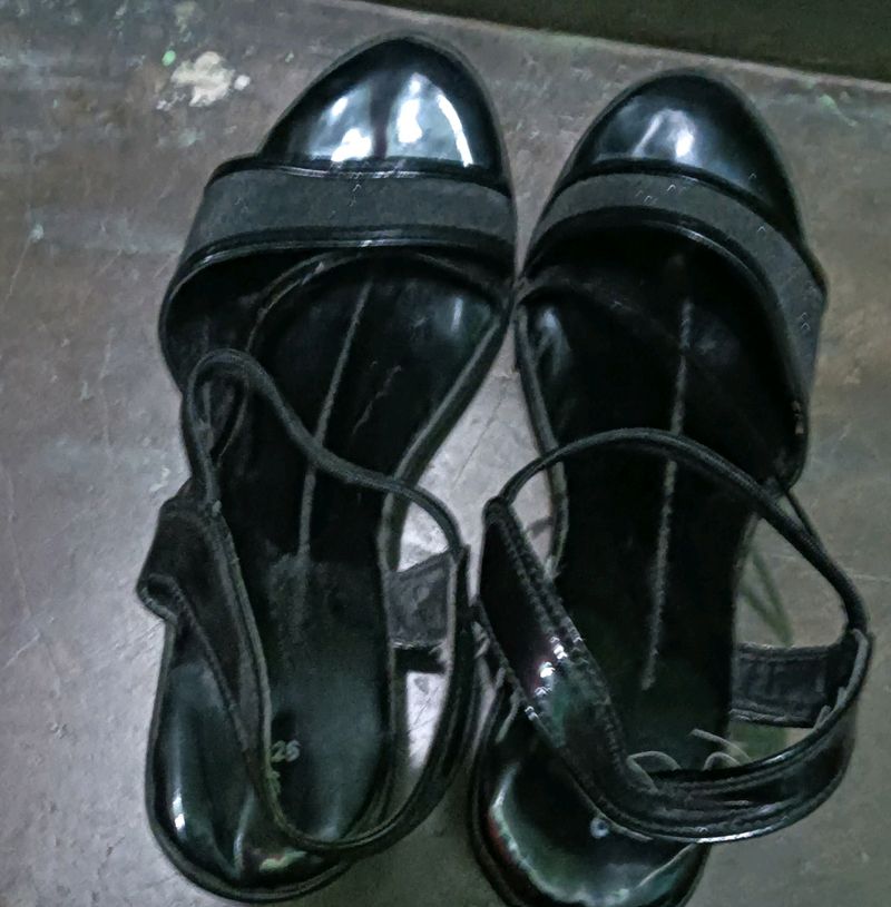 Black Colour Hell Sandal