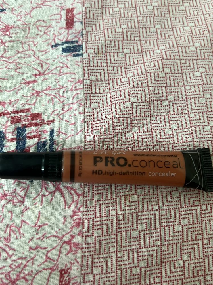 L A Girl Pro Conceal,colour Corrector