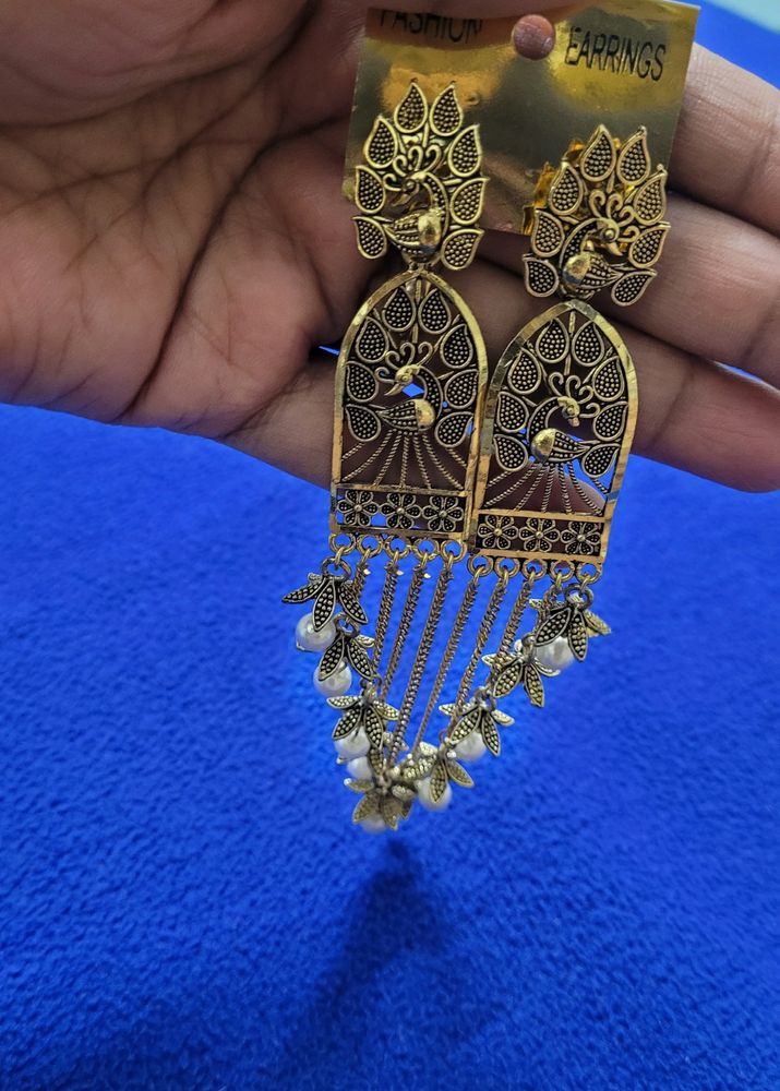 2 Pair Golden Earings