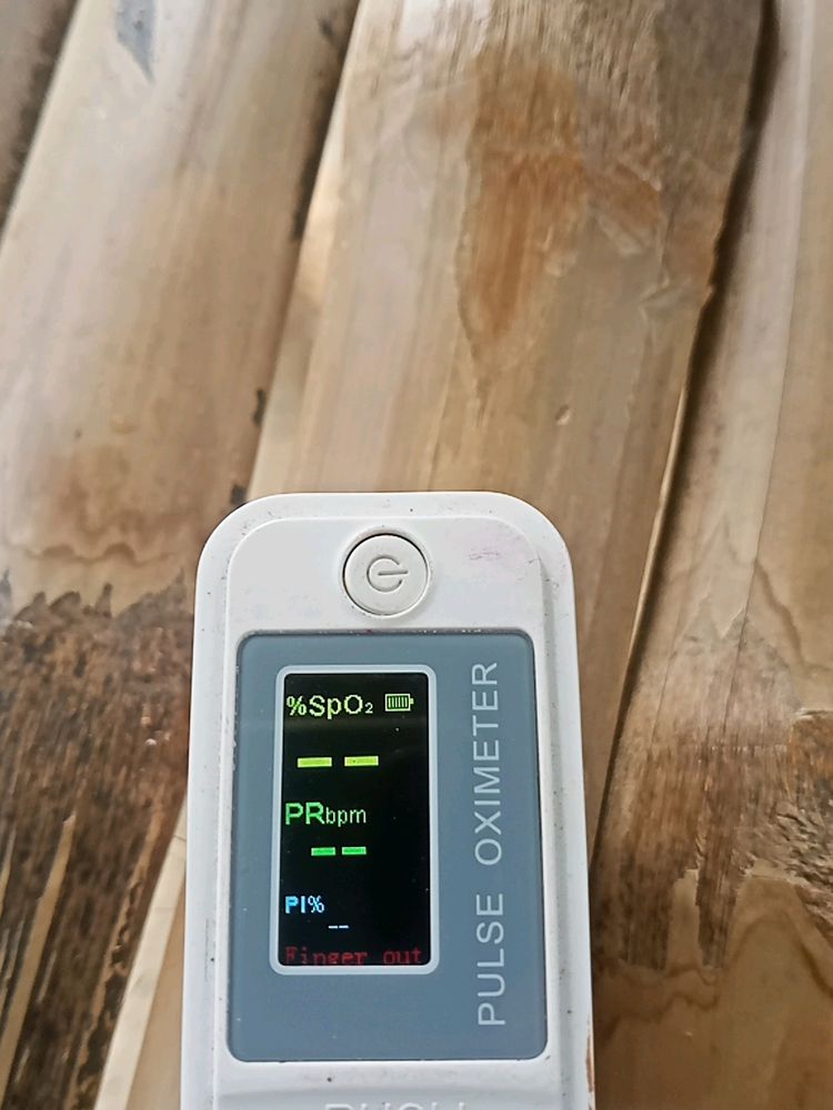 Plus Oximeter Battery Free