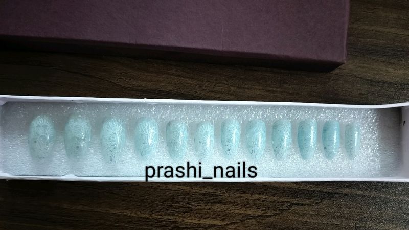 Dual Design Press On Nails Set (006)