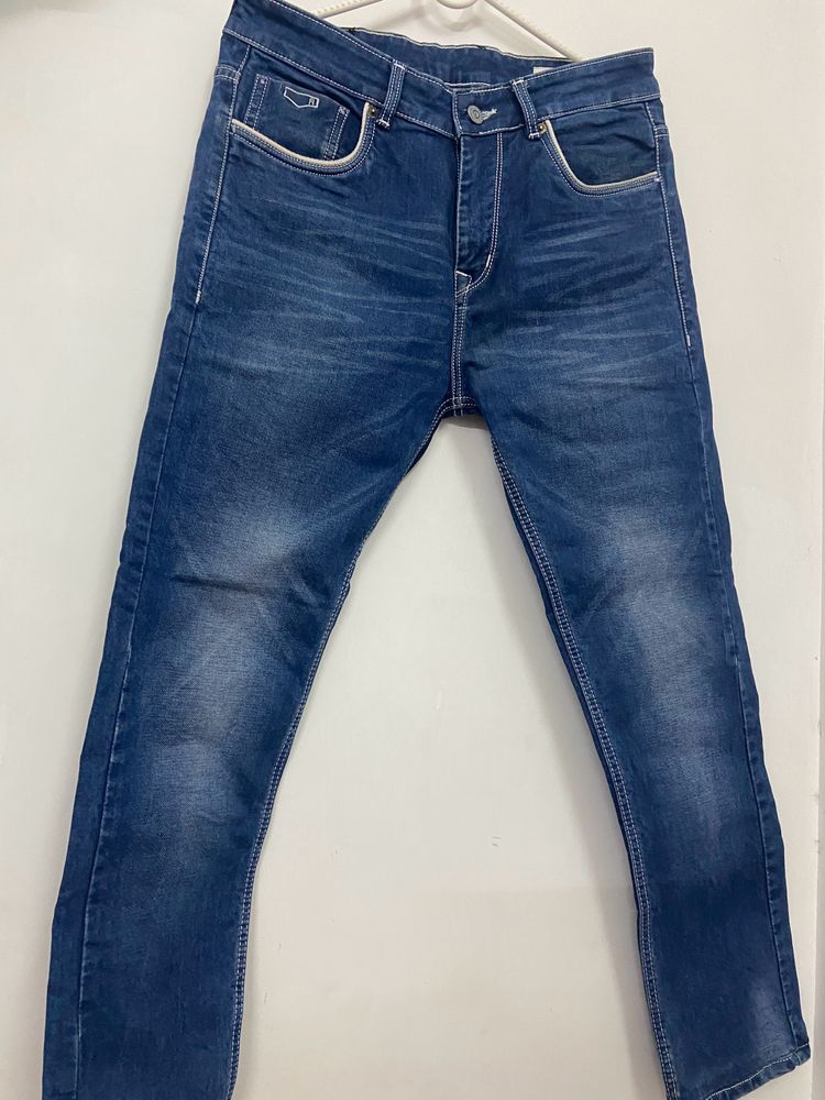 BLUE LEVI’s JEANS FOR MEN