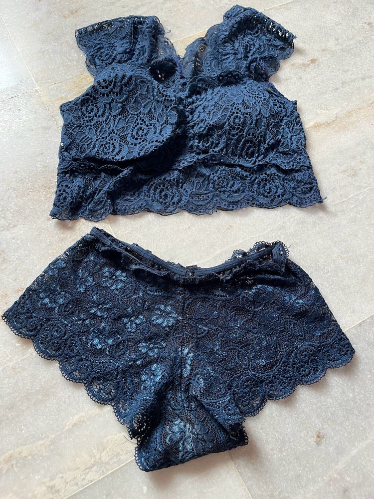 Lace Set