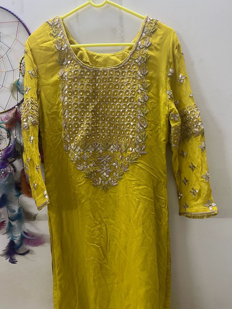 Beautiful Ethnic Yellow Suit