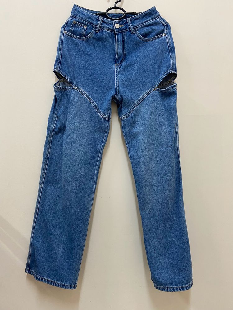 Thigh cut out denim pants