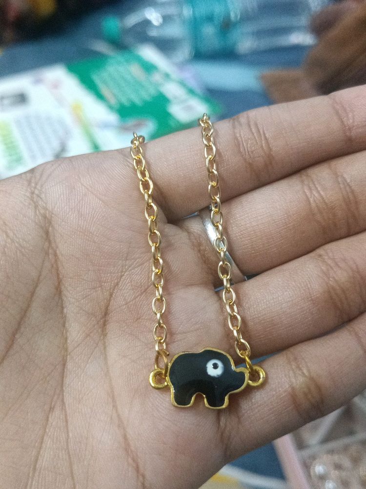 Cute Mini Elephant pendant With Chain