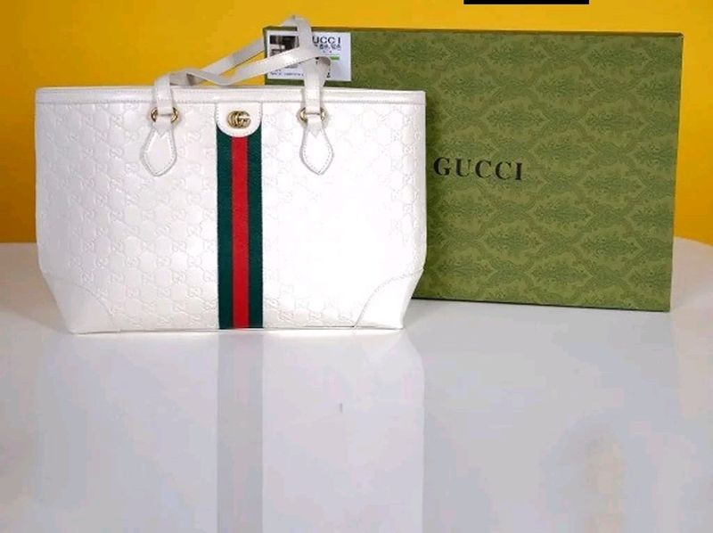 🆕️🔥GUCCI TOTE BAG With Pouch