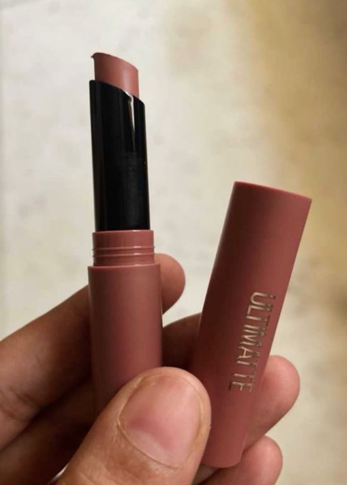 Maybelline Lipstick ( More Buff)