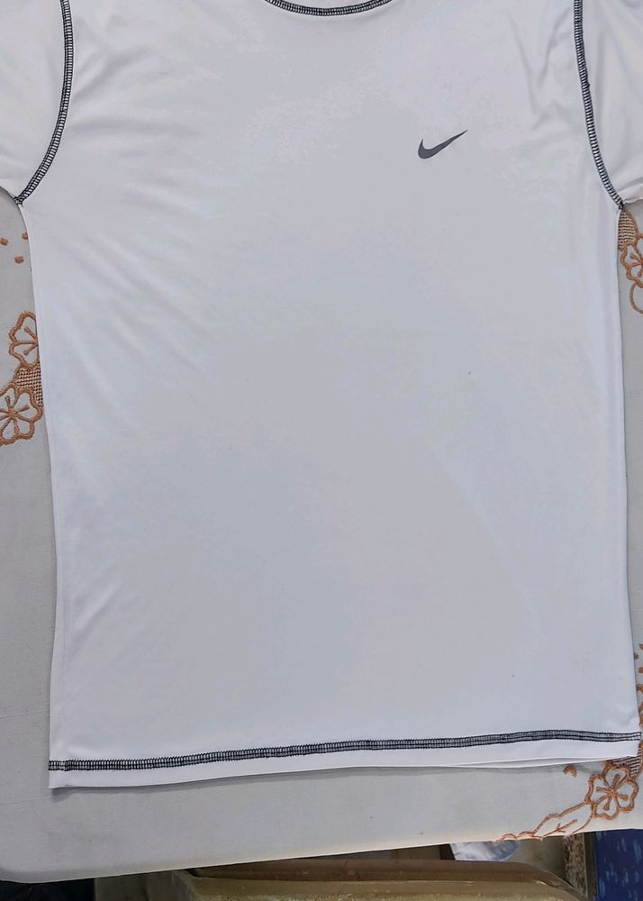 Full Sleeves Nike Logo T-shirt